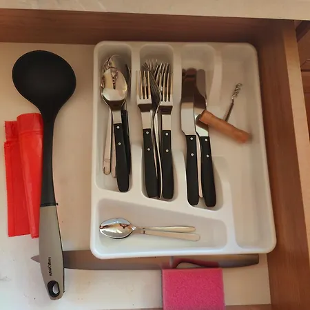 Parrot District Апарт-отель Нове-Замки