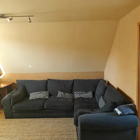 Parrot District Апарт-отель Нове-Замки