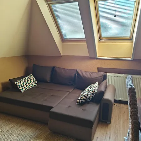 Parrot District Апарт-отель 3*