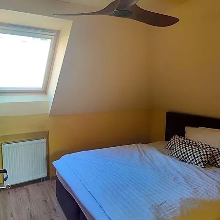 Apartahotel Parrot District Nové Zámky